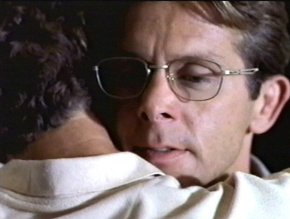 William Petersen hugs Gary Cole in Kiss the Sky