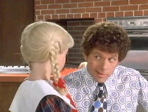 Gary Cole and Olivia Hack in The Brady Bunch Movie